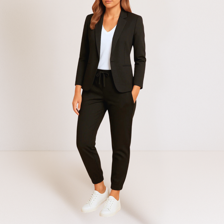 RAFFAELE | Eleganza Moderna in un Completo Confortevole